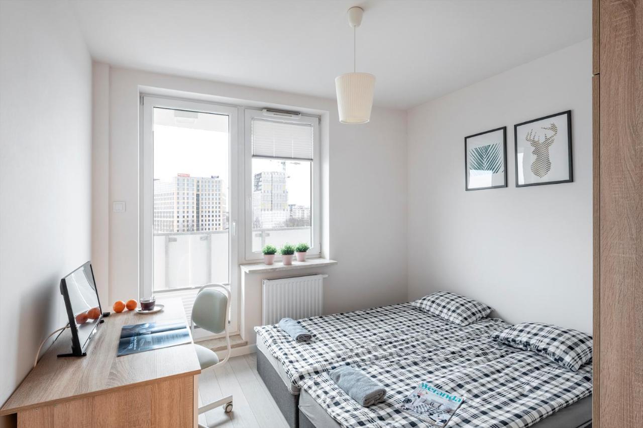 Waw Pokoje Manhattan วอร์ซอ ภายนอก รูปภาพ